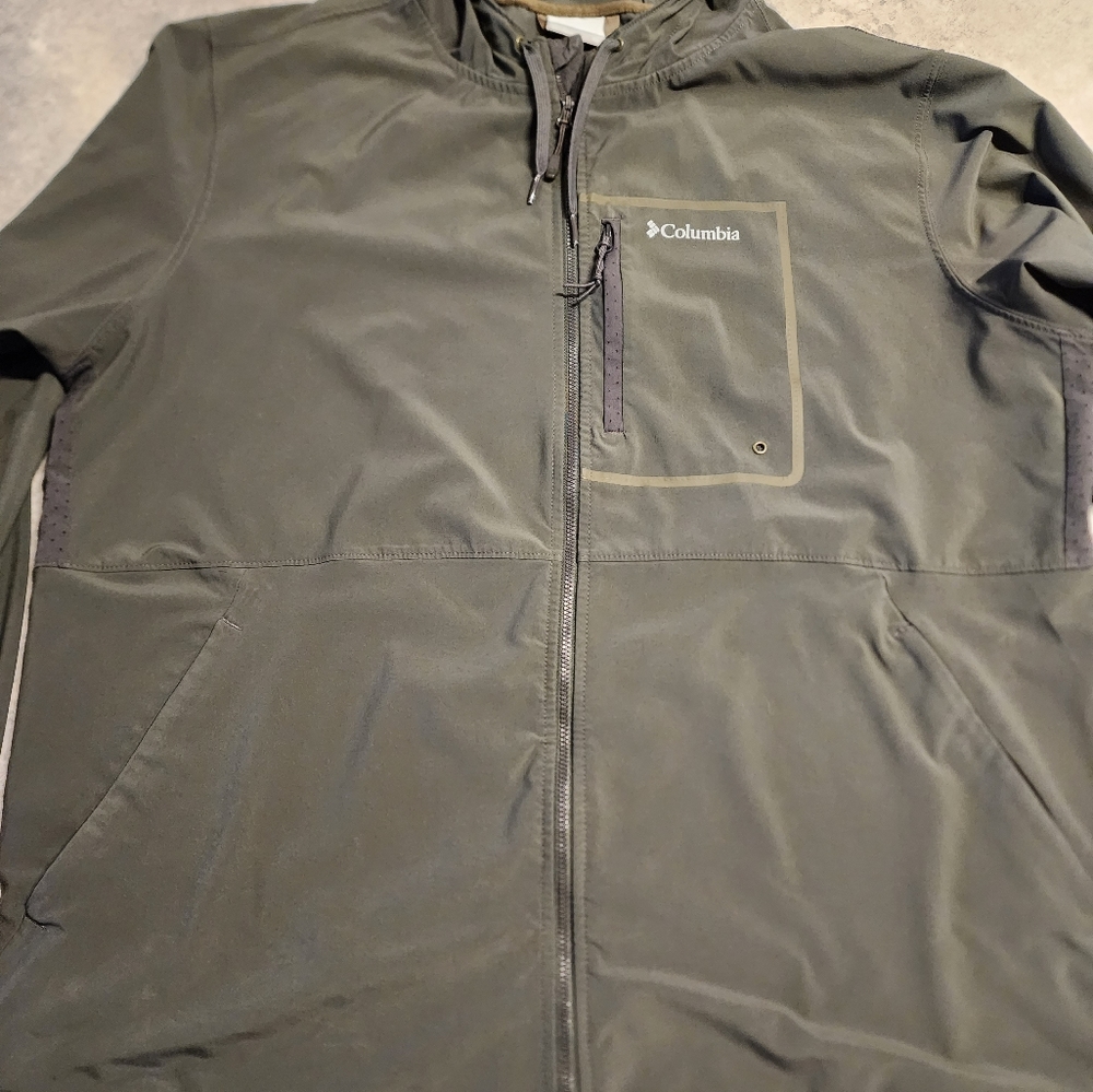 XL Columbia Light fall jacket